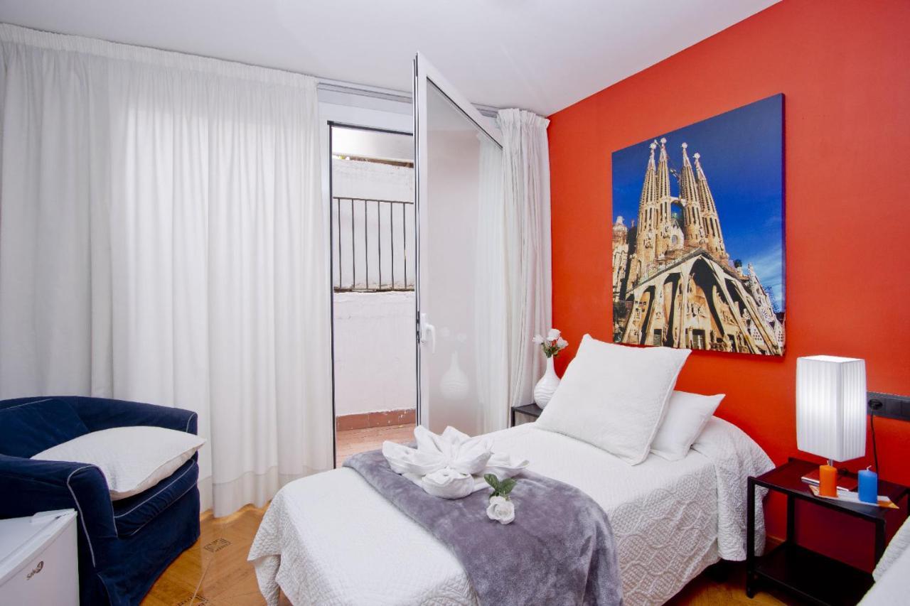 Barcelona City Centre Hostal Dış mekan fotoğraf